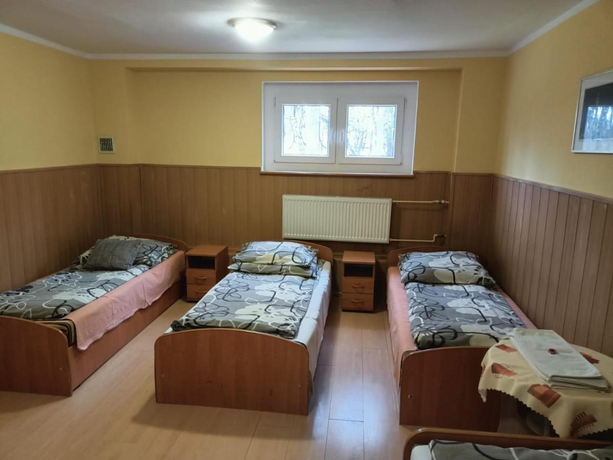 Motel Sportowy Osir Jawor Esterno foto
