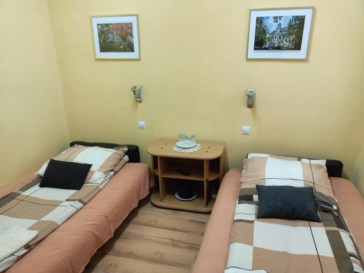 Motel Sportowy Osir Jawor Esterno foto